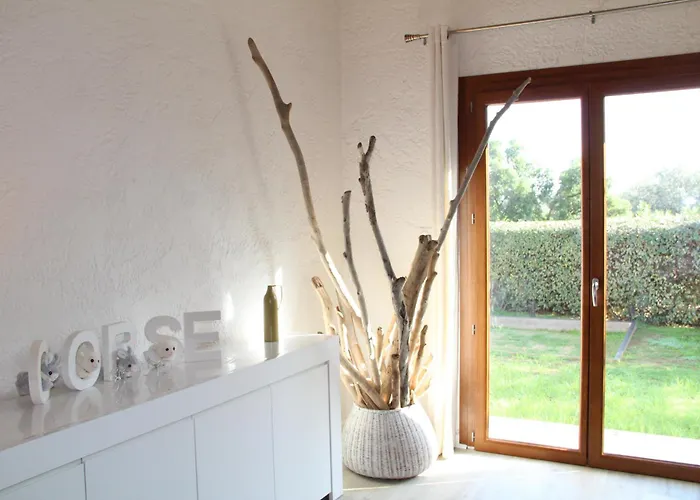 De Charme Porto-vecchio, A 10 Min Villa *