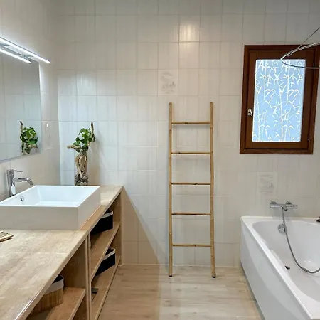 Villa De Charme Porto-vecchio, A 10 Min *